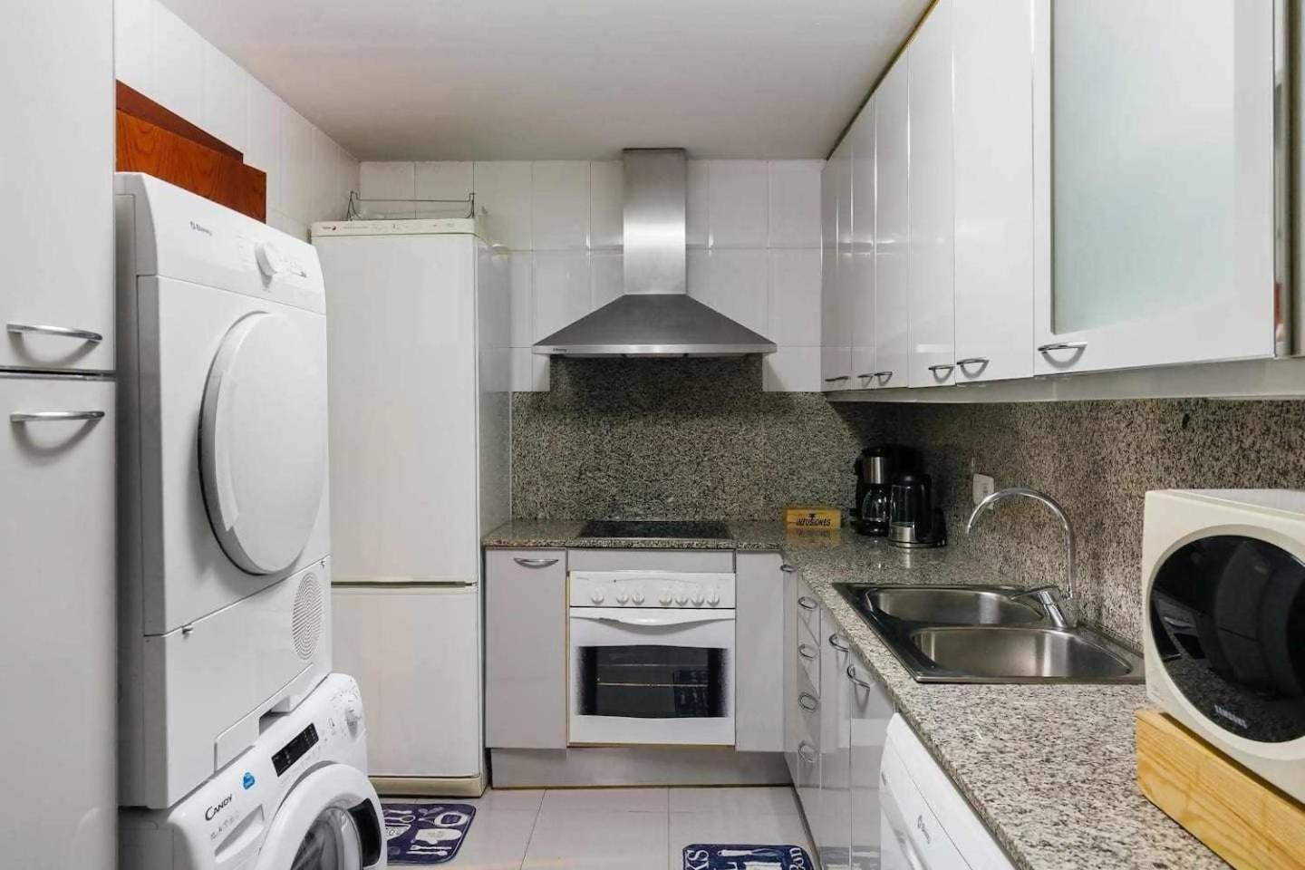 Comfortable 4 Rooms 2Bath W Balcony Barcelona Zewnętrze zdjęcie